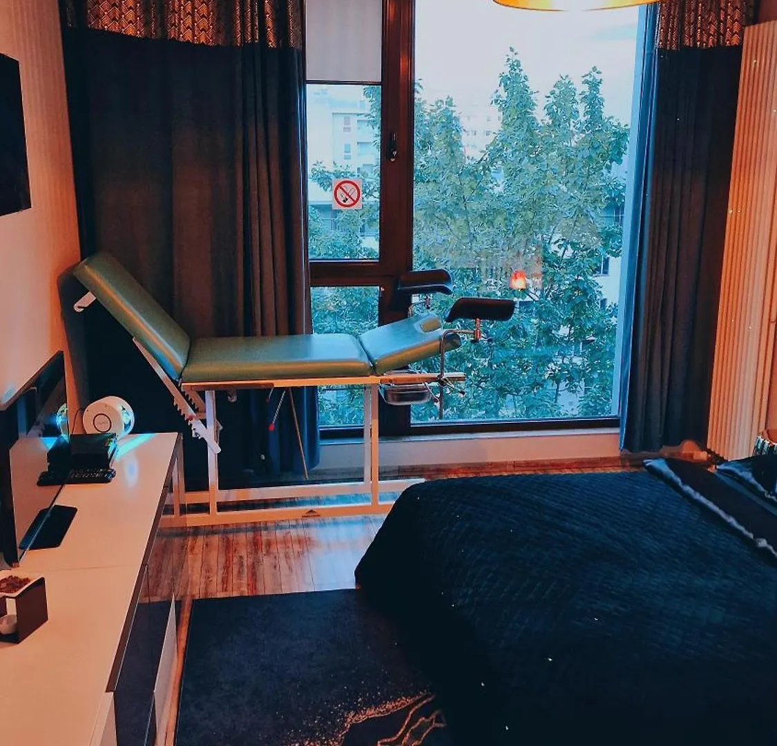 Platinum Apart Warszawa Polen